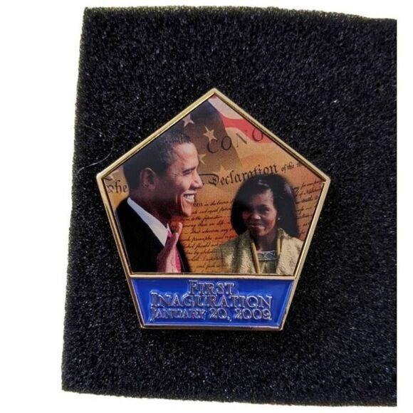 Bradford Exchange Obama Pin & Coin Set LE #0405 2009–2017 w/ COA Collectible - Picture 2 of 10